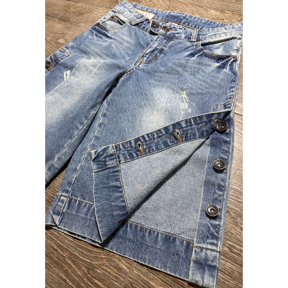 Lulu Jeans Womens Long Denim Shorts Culottes Bermuda Size 29 Distressed Y2K - Picture 6 of 10
